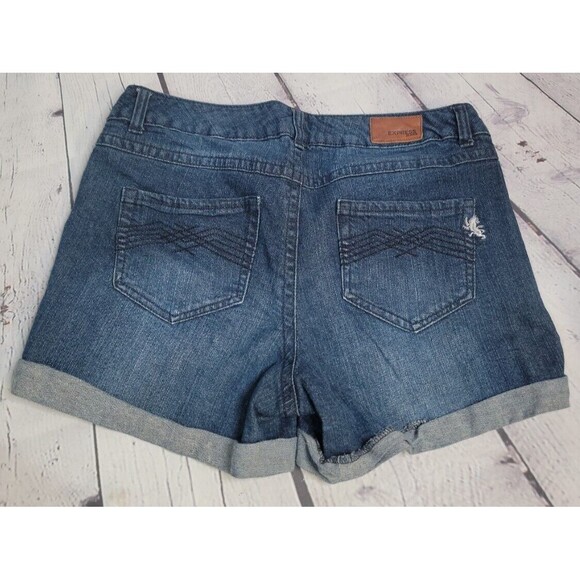 Express Dark Wash Cuffed Denim Shorts size 8 Casual Stretchy - Picture 3 of 7